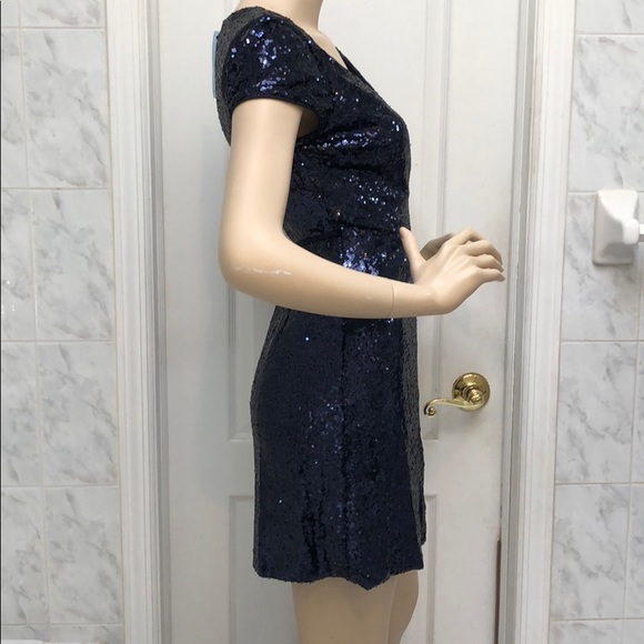 NAVY SEQUIN WRAP DRESS - Picture 5 of 8
